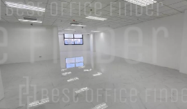 Commercial property for rent in Mount Road 